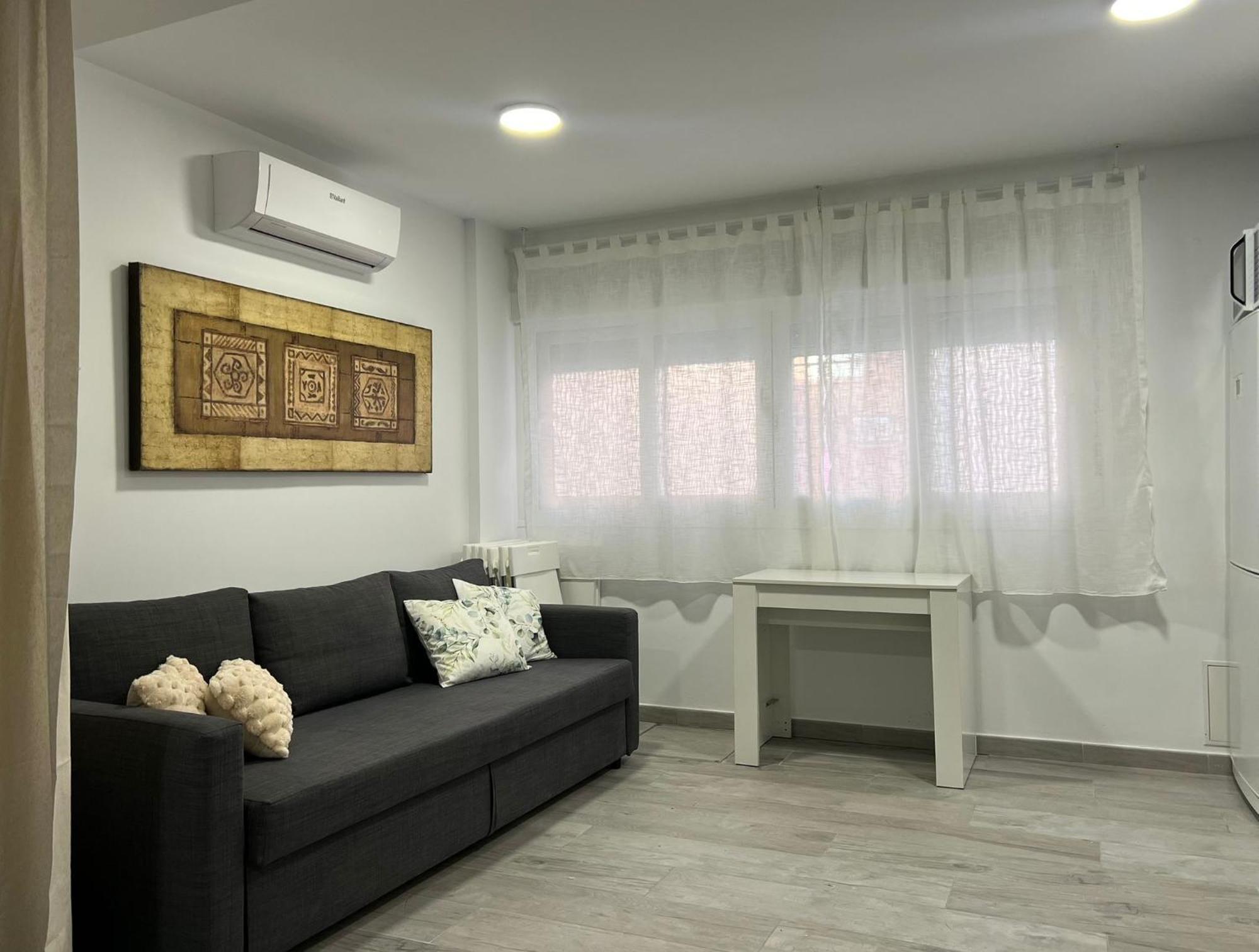 Cozy Apartment Up To 6 Persons 3 Min To Metro Madrid Eksteriør bilde